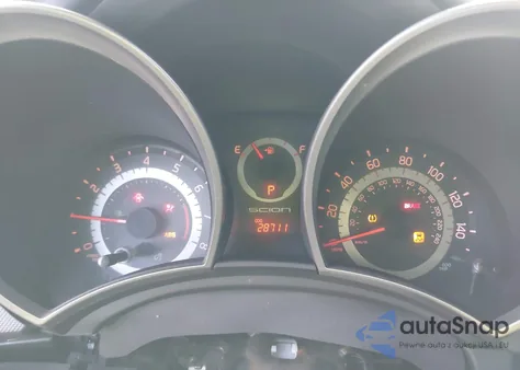 2011 Scion Tc z USA, uszkodzony, nr VIN JTKJF5C71B3002682